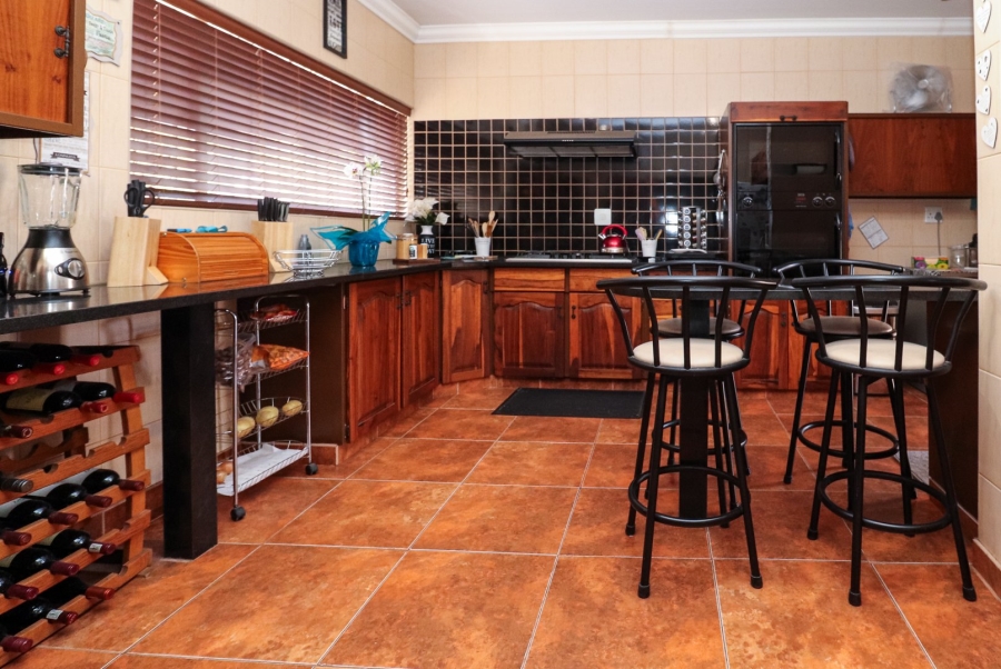 3 Bedroom Property for Sale in Flamwood North West